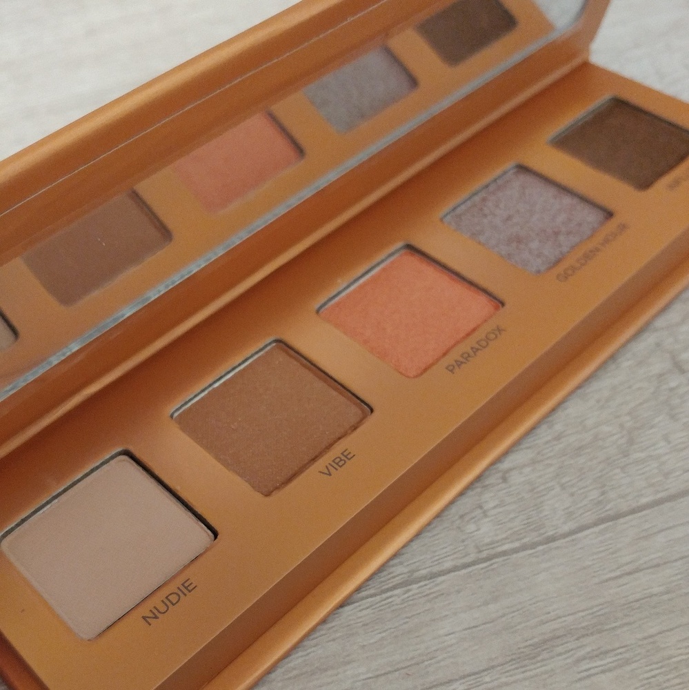 Urban Decay Lightbeam Eye Palette NIB